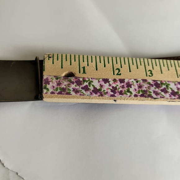 Stylish Black Belt with Ornate Gold Buckle - Picture 11 of 14